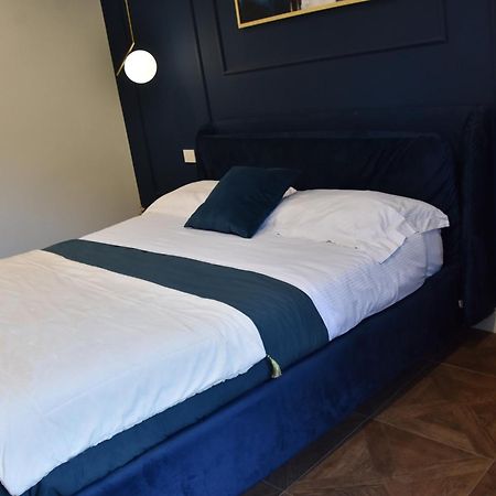 Gloden House Apartments Таормина Экстерьер фото